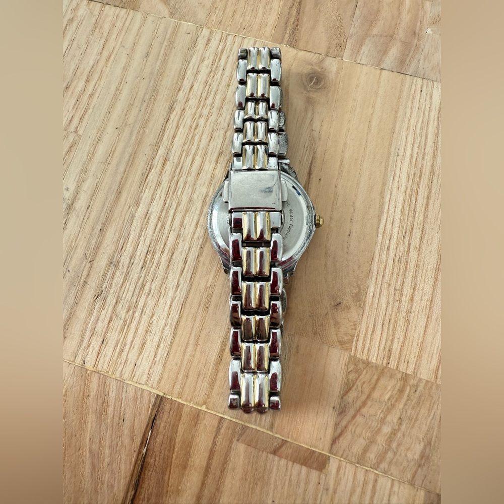 Armitron now ladies two tone dress watch NEW BATTERY View 5